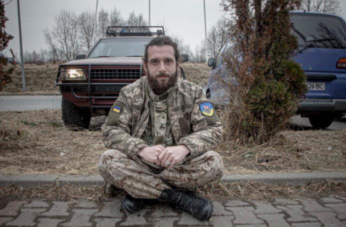 "მანგო ფულს "ტეხავდა"... ლვოვში რომ ჩავედით, ვიღაცებმა მანქანით მოაკითხეს და საერთოდ გაქრნენ" - სკანდალური ბრალდება და ბლოგერის პასუხი