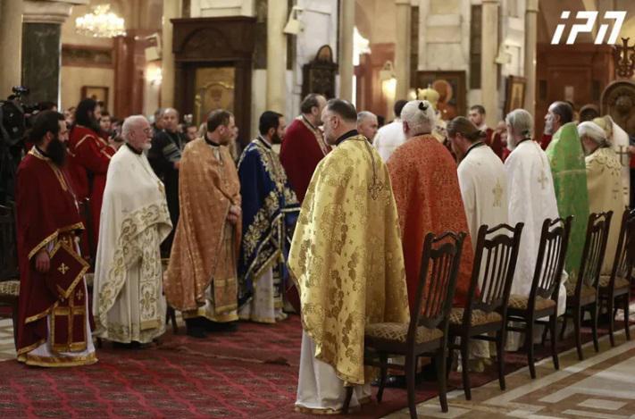ფეხთბანვის რიტუალი, რომელიც დიდი ხუთშაბათის მსახურების შემდეგ სამების საკათედრო ტაძარში ტრადიციულად ტარდებოდა, დღეს არ შესრულდება