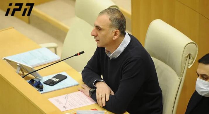 "ნუ ცანცარებენ, "იუმორინა" ხომ არ არის, ეს ოხერი? - როდის უნდა ჩატარდეს ვადამდელი არჩევნები?" - ელისაშვილი ოპოზიციაზე