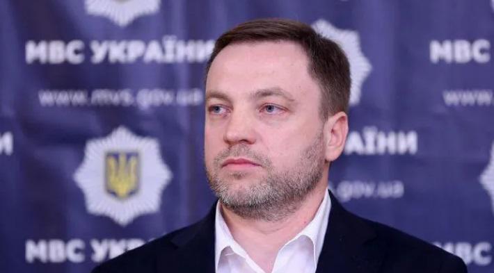 "აღდგომის დღეებში მტერმა უპრეცედენტო დარტყმა მიაყენა უკრაინას - განსაკუთრებით ცინიკური იყო, რომ ოკუპანტების მიერ ნასროლ ჭურვებს ეწერა: "ქრისტე აღდგა“  - უკრაინის შს მინისტრი