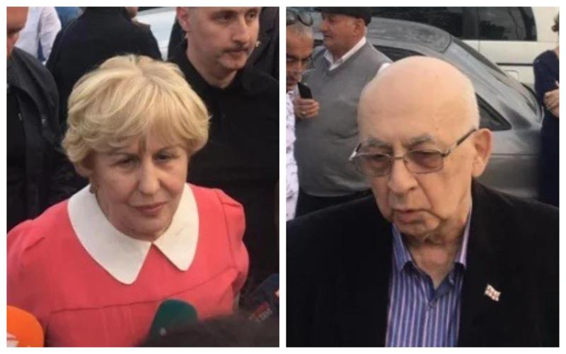 "გასაგებია ვისი ნებართვაცაა საჭირო... აქ ხომ კობახიძეები არ წყვეტენ" - სააკაშვილის მშობლები შვილის უცხოეთის კლინიკაში გადაყვანას ითხოვენ