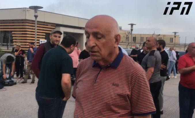 "როგორ შეიძლება ამ კაცის ბედის ანაბარა მიტოვება, ეს დიდი დანაშაულია - დავდგეთ ერთად" - ანზორ მელია მიხეილ სააკაშვილზე