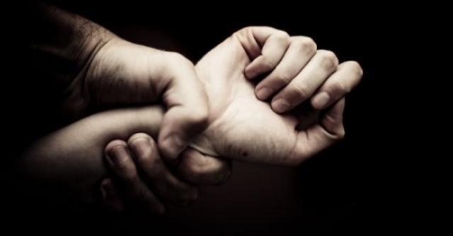 ხაშურში 64 წლის ქალის გაუპატიურების მცდელობის ბრალდებით მამაკაცი დააკავეს: "ჯერ გაუპატიურება სცადა, შემდეგ კი, ფული და ტელეფონი წაართვა"