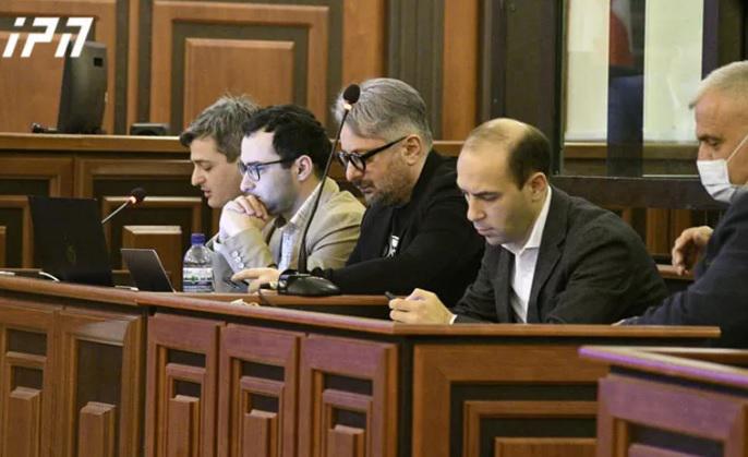 "სააკაშვილი ვერ გამოჯანმრთელდება, მაგრამ უნდა მოხდეს მის მდგომარეობის კონსერვაცია, რაც ლეტალურ გამოსავალს თავიდან აგვარიდებს" - ნიკა გვარამია მოსამართლეებს