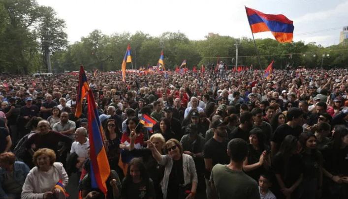 ერევანში ნიკოლ ფაშინიანის გადადგომის მოთხოვნით საპროტესტო აქციები დაიწყო