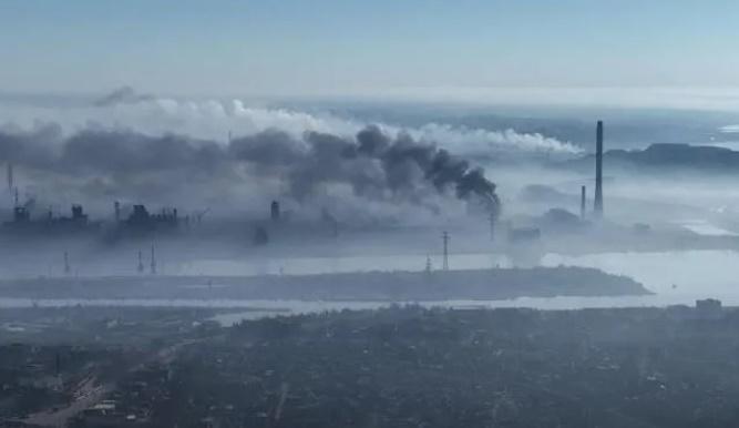 "აზოვსტალზე" შტურმი დაიწყო - "სწორედ ახლა ცდილობენ ოკუპანტები ქარხნის ტერიტორიაზე შეჭრას"