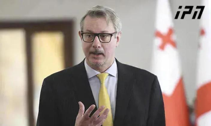 "შეთანხმებული მოქმედებების დროა, რომ შესაძლებლობები, რომლებიც თქვენი ქვეყნისთვის გაიხსნა, ხელიდან არ გაუშვათ" - კარლ ჰარცელი მიმართვას აქვეყნებს