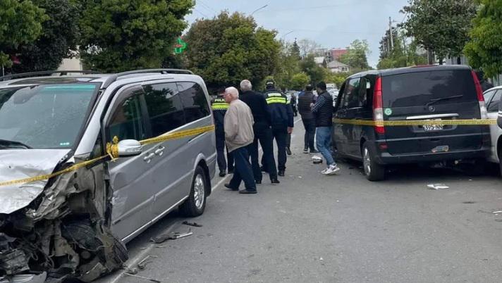 ავტოსაგზაო შემთხვევა ქობულეთში  - დაშავებულია 6 ადამიანი, მათგან 2 არასრულწლოვანია