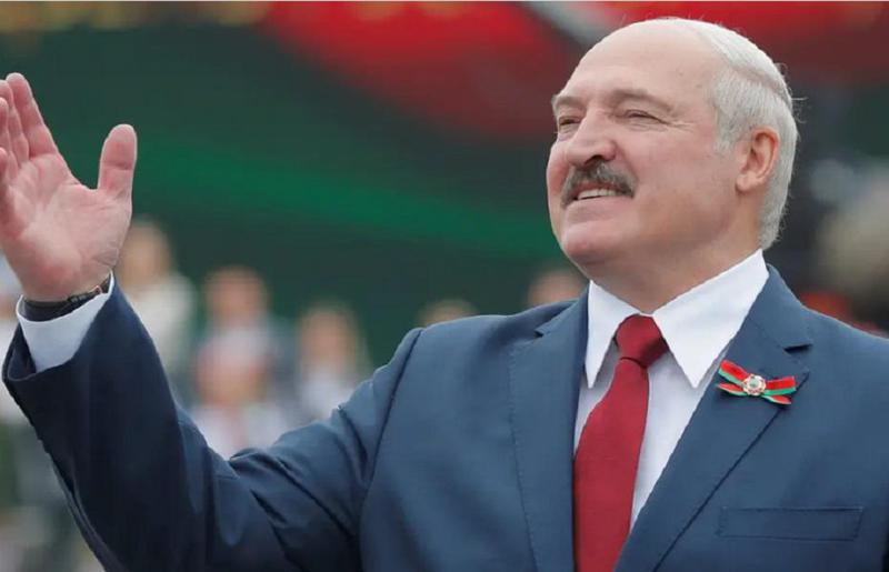 "იყოს ძლიერი მამაკაცი, რომელსაც დენთის სუნი ასდის, ქალი ამ "ცხელ ტაფაში" არ უნდა ჩავაგდოთ" - ლუკაშენკო პრეზიდენტის თანამდებობაზე მემკვიდრეს არჩევს