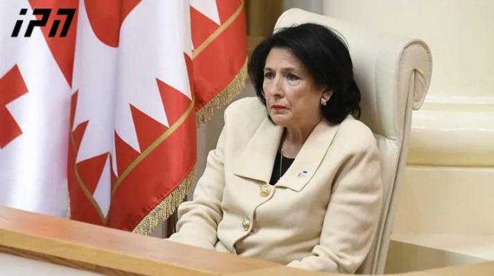 "არც ერთი სტუდენტი არ მიდის მოსკოვში სასწავლებლად, ჩვენი მოსახლეობა, რომელიც ლეგალურად თუ არალეგალურად მიდის სამუშაოდ, ირჩევს ევროპას ან ამერიკას" - პრეზიდენტი