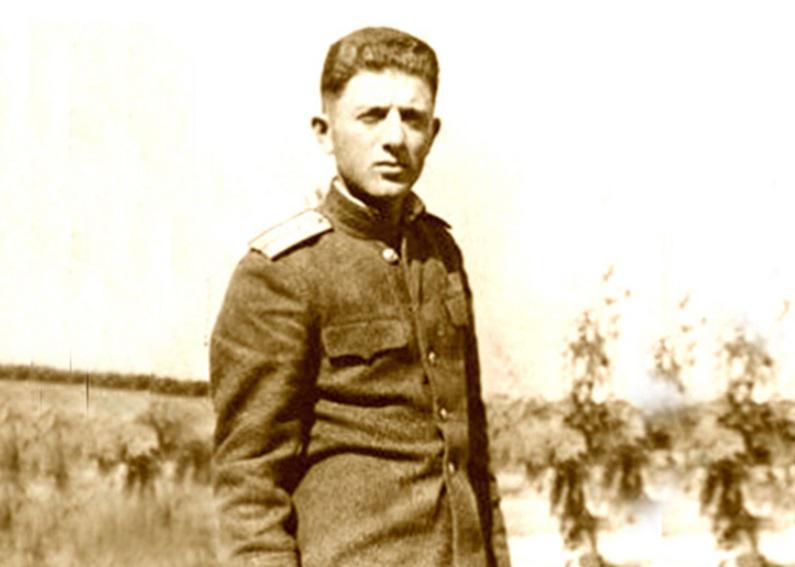 "ერთმანეთი ვთოფეთო, რომ თქვა, მაშინ რას ვიფიქრებდი, მერე კი გამიჩნდა ეჭვი, რომ შეიძლება მოსწონდა კიდეც მირზაბეკოვა..." - მირზა გელოვანის სიყვარულის ამბები