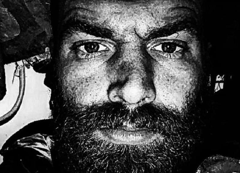 "გიყვარდეს ვაჟკაცურად, უშიშრად, გიყვარდეს იარაღით ხელში და უკომპრომისოდ... სამშობლოს სიყვარულს არ აქვს საზღვრები" - სერგეი ვოლინას ემოციური წერილი "აზოვსტალიდან"