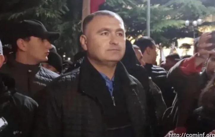 "მე, როგორც ჩემი სამშობლოს შვილი და სამხრეთ ოსეთის ხალხის მიერ არჩეული პრეზიდენტი, ვუჭერ მხარს რუსეთთან ოსი ხალხის გაერთიანებას" - ალან გაგლოევი