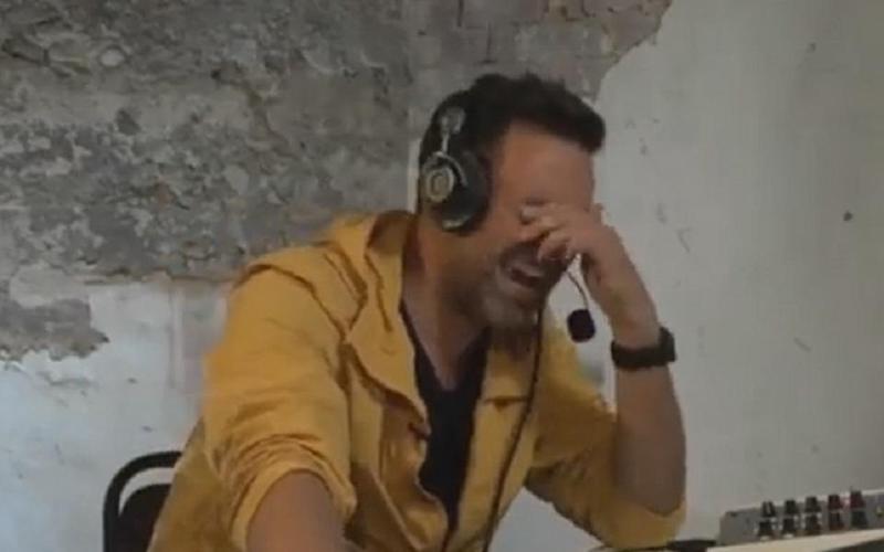 "ევროვიზიის" უკრაინელი კომენტატორი ბომბსაფარში და რეაქცია გამარჯვების შემდეგ - კადრები, რომელსაც ცრემლების გარეშე ვერ ნახავთ