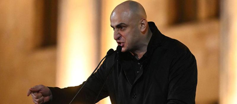 "19 წლის წინ მიშამ და მისმა გუნდმა მოახდინეს გარღვევა" - რას წერს ნიკა მელია "ვარდების რევოლუციის" 19 წლისთავთან დაკავშირებით?