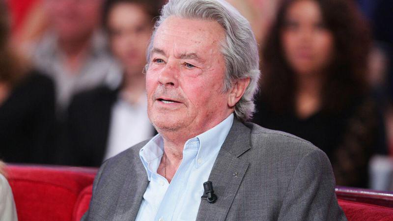 ალენ დელონმა ელისაბედ ბორნს საფრანგეთის პრემიერ-მინისტრობა მიულოცა - როგორ გრძნობს თავს ლეგენდარული მსახიობი, რომელიც საქართველოში გამოიტირეს