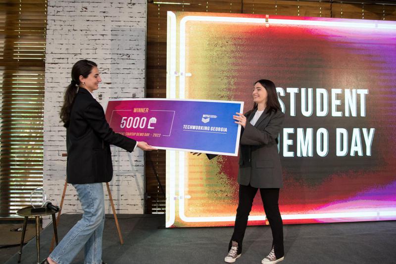 ხმოვანი გიფების გაგზავნის შესაძლებლობა სოციალურ ქსელებში - სტუდენტების სტარტაპი, რომელმაც BTU-ს დაფინანსება მოიპოვა