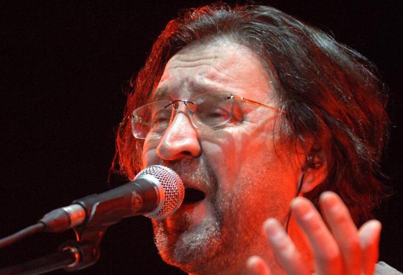 რუსული "სამართალი"  - კონცერტზე გაკეთებული განცხადების შემდეგ, იური შევჩუკის წინააღმდეგ ადმინისტრაციული სამართალდარღვევის ოქმი შეადგინეს