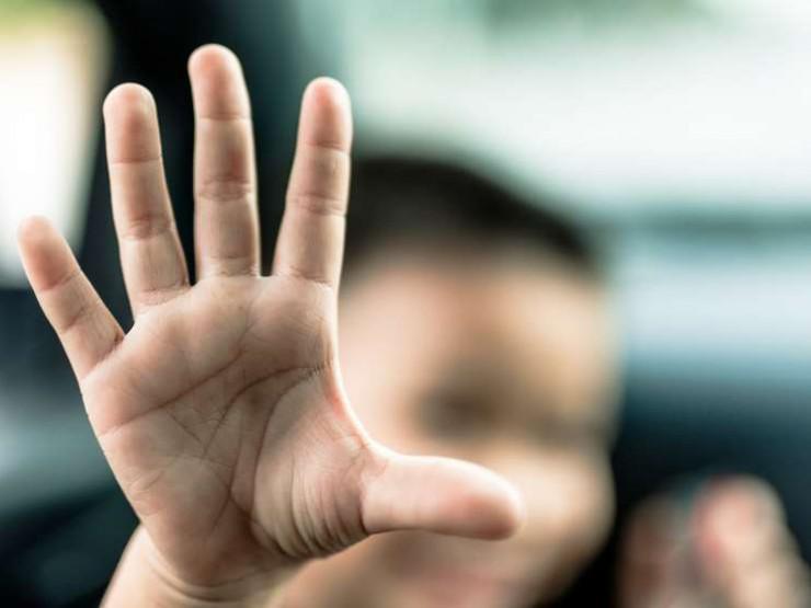 შიდა ქართლში არასრულწლოვანზე სექსუალური ძალადობის ბრალდებით შუახნის მამამკაცი დააკავეს