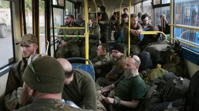 რა არის ახალი "აზოვსტალის" დატყვევებულ მებრძოლებზე?