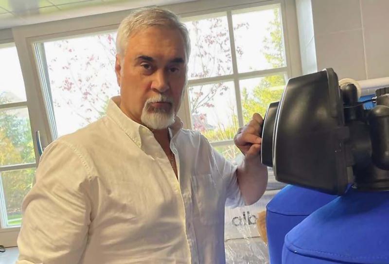 ვალერი მელაძე შოუბიზნესიდან მიდის და ყოფილ პროფესიას უბრუნდება - რას წერს მომღერალი "ინსტაგრამზე"?