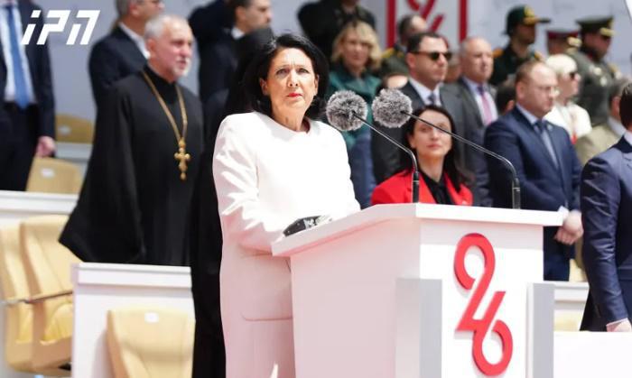 "გიდასტურებთ, რომ საქართველო ომით და ძალით არაფერს დააპირებს თქვენ წინააღმდეგ" - რა მიმართვას უგზავნის პრეზიდენტი ოკუპირებულ ტერიტორიებზე მცხოვრებლებს?