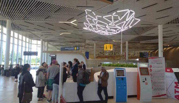 ხმაური ქუთაისის აეროპორტში: თვითმფრინავში ასული მგზავრები უკან დააბრუნეს - რატომ ვერ შესრულდა რეისი ბარსელონაში?