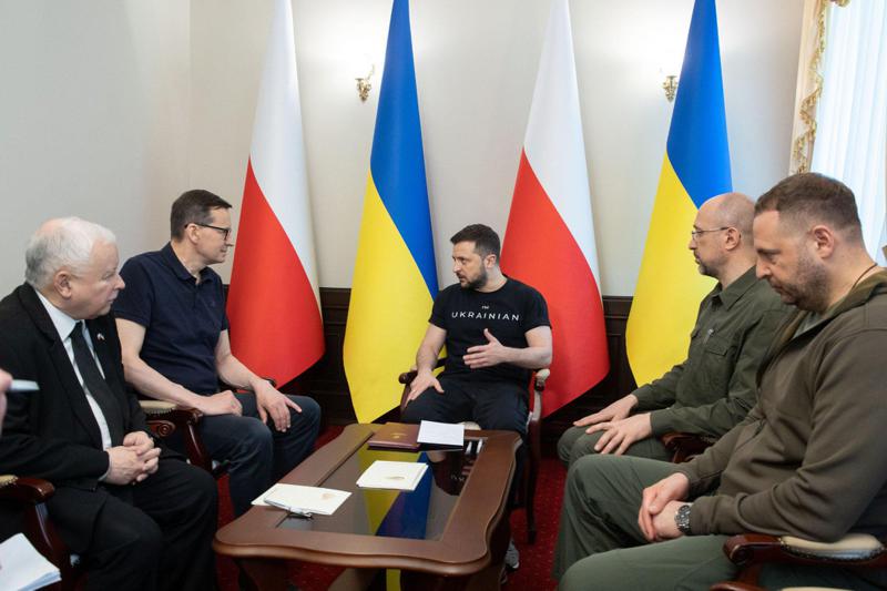 "ეს არის ისტორიული პროცესი და უპრეცედენტო მხარდაჭერა" - უკრაინასა და პოლონეთს შორის მთავრობათაშორისი კონსულტაციები დაიწყო: რაც აცხადებენ მხარეები?