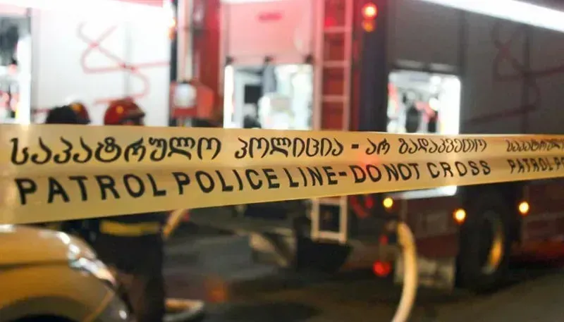 ისნის ავტობაზრობის ტერიტორიაზე ხანძარი ლოკალიზებულია