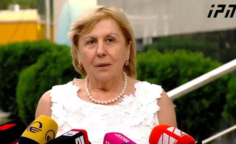 "აშკარად სისუსტე აქვს იმიტომ, რომ როგორც კი წამოდგა, იმ წუთში დაბარბაცდა" - გიული ალასანია მიხეილ სააკაშვილის შესახებ