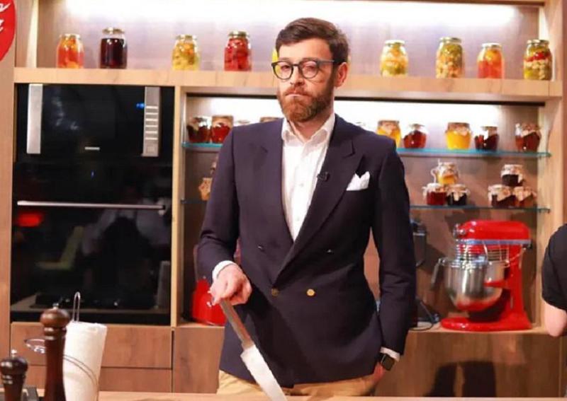 "თქვა, კულინარიული ფორუმისთვის საქართველოში მზად არ ხართ და ვერ იქნებით, სანამ არ შექმნით ახალ ქართულ სამზარეულოსო" - შეფ მიშა ავსაჯანიშვილი ქართულ გასტრონომიაზე