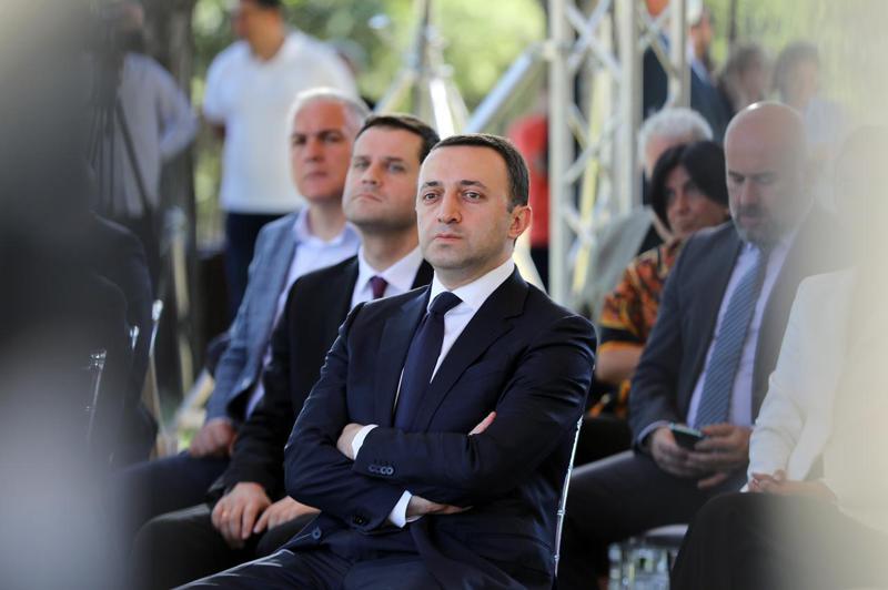 "ჩვენ ვითხოვთ დამსახურებულ, სამართლიან დამოკიდებულებას, მორჩა!" - პრემიერი ევროკავშირის წევრობის კანდიდატის სტატუსის მინიჭებაზე