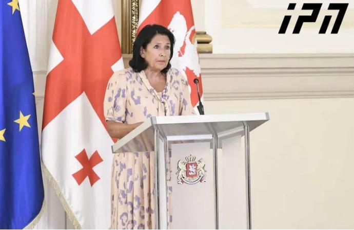 "მოლდოვამ შეძლო ის, რაც ჩვენ გვიჭირს - შეძლო გაჩუმება და მუშაობა ევროპის ყველა დედაქალაქში - ეს ვერ კი არა, არ გაგვიკეთებია" - სალომე ზურაბიშვილი