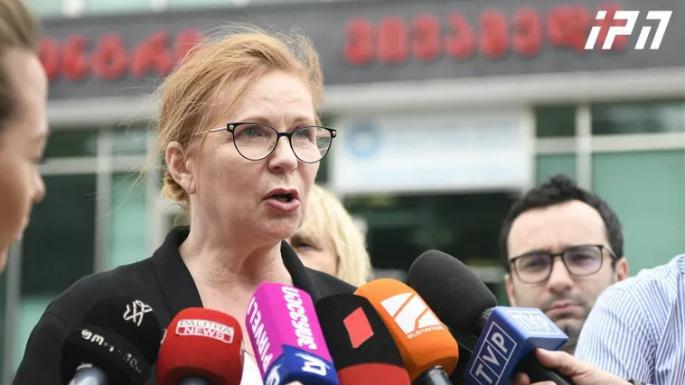 "ერთი ოლიგარქის თავგასულობის გამო იღუპება ყოფილი პრეზიდენტი სააკაშვილი - მხარს ვუჭერ ივანიშვილის მიმართ სანქციების დაწესებას" - პოლონეთის სეიმის ვიცე-სპიკერი