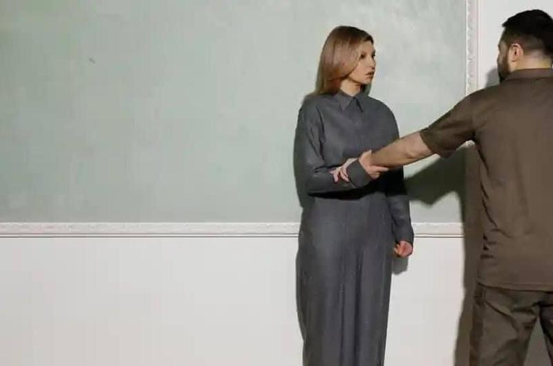 დღის ფოტო: სიყვარული, რომელიც გაძლიერებს - ოლენა ზელენსკასა და ვოლოდიმირ ზელენსკის შთამბეჭდავი კადრი