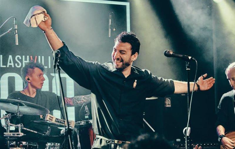 "ლევანმა მოსკოვში ურთულესი პერიოდები გაიარა... თავიდან რესტორანში მუშაობდა, 6 წელი ყველაფერი აგურ-აგურ აშენა" - რას ჰყვება მომღერლის მეგობარი?