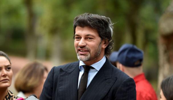 "ვერ ვხედავ პრობლემას რუსული ნომრით მანქანა თუ გადაადგილდება თბილისში, რამეს გაუგებრად ვსაუბრობ?" - კახა კალაძე ჟურნალისტს