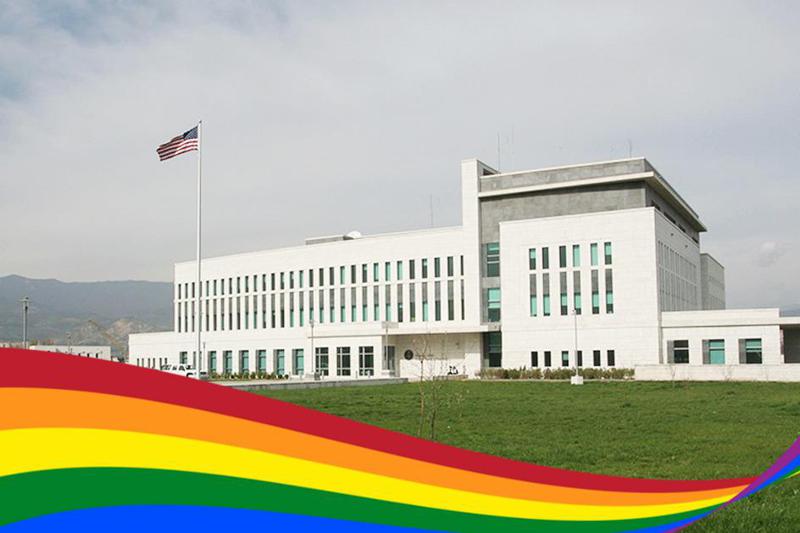 "ლგბტქი+ საზოგადოებას შევახსენებთ, რომ ისინი უყვართ და მათ აფასებენ... აშშ ისეთებს გიღებთ, როგორიც ხართ" - საელჩოს განცხადება