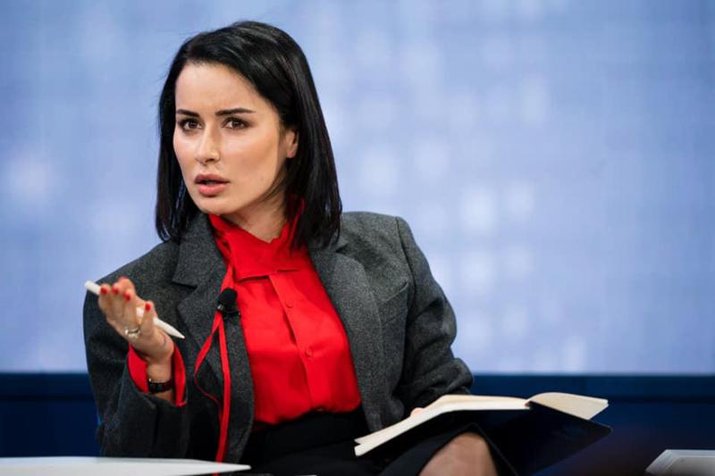 "არჩევნებიდან ერთი თვის შემდეგ ამერიკელები მაინც ცდილობენ სიტუაციის არევას საქართველოში... ბრძოლაში ჩართულია უკანასკნელი რეზერვი - სალომე ზურაბიშვილი" - თინა კანდელაკი