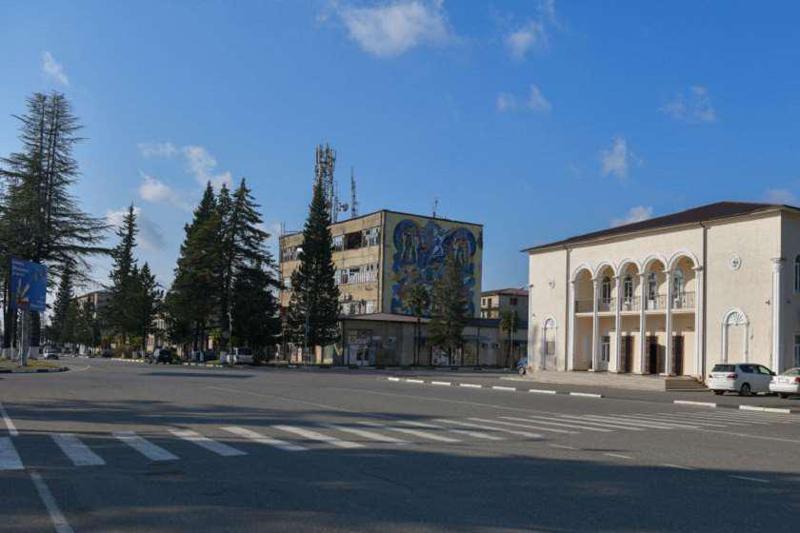 "შორს არ არის ის დრო, როცა აფხაზები საქართველოში მხოლოდ სამკურნალოდ კი არა, უკეთესი ცხოვრებისთვის გაიქცევიან" - გალის რაიონს ახალგაზრდები ტოვებენ: რას ამბობს ე.წ. ადმინისტრაციის უფროსი?