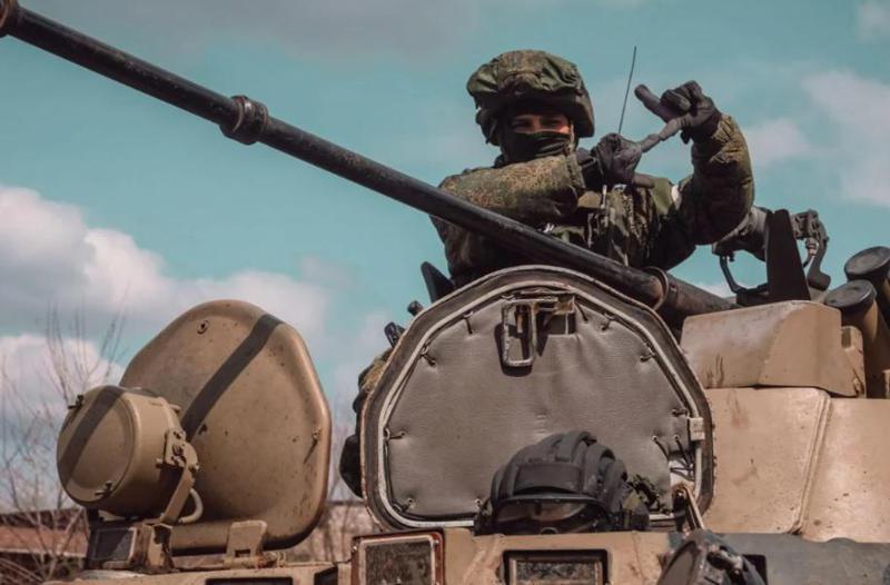 "არ მჯერა, რომ ამერიკელები უკრაინაში იომებენ. რეალისტები უნდა ვიყოთ..." - რას ამბობს უკრაინელი პოლიტოლოგი ომის მიმდინარეობასა და უკრაინისთვის იარაღის მიწოდებაზე?