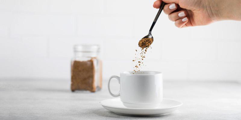 ხსნადი ყავა ნატურალური ნივთიერებების მხოლოდ 15%-ს შეიცავს, დანარჩენი კი სხვა დანამატებზე მოდის... - წაიკითხეთ ვრცლად