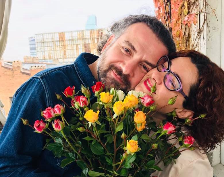 "ამ ამბის გამო ჩემი ძმა კინაღამ დაიჭირეს... 5 ათასი გადავიხადეთ" - რას იხსენებს გოგა ბარბაქაძე მისი ოჯახის მძიმე პერიოდზე?