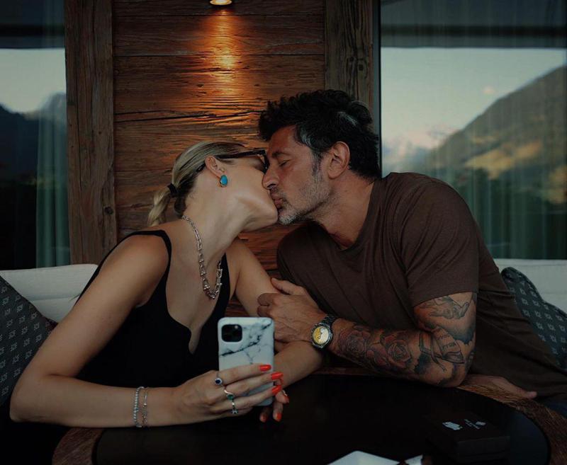 "ჩვენი სიყვარულის 14 წელი“ - კახი კალაძე და ანუკი არეშიძე ქორწინების წლისთავს აღნიშნავენ: წყვილის რომანტიკული ფოტო