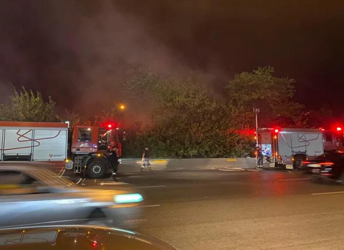 თბილისში აღმაშენებლის ხეივანზე ხანძარი იყო