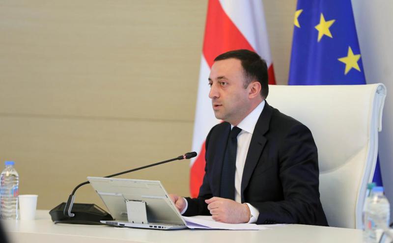 "ფასებმა მნიშვნელოვნად დაიწია საწვავზე, პროდუქტებზე, სურსათსა და პურზეც" - პრემიერი