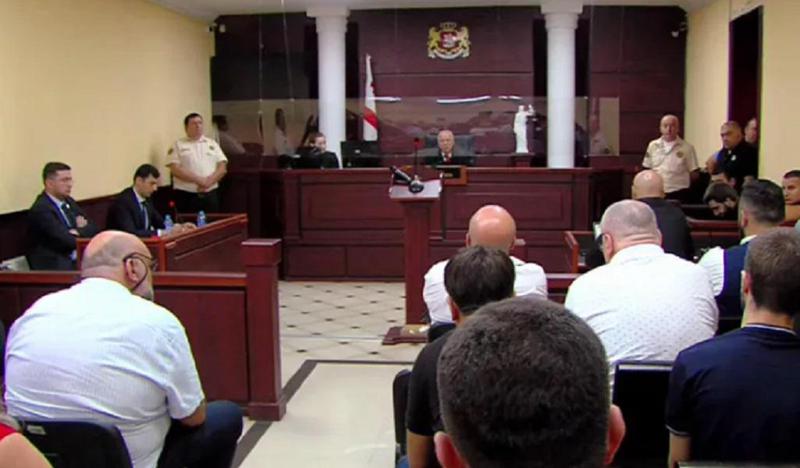 სასამართლომ ცხვარიჭამიაში ახალგაზრდა მამაკაცის მკვლელობაში ბრალდებულს და საქმეზე დაკავებულ კიდევ 7 პირს პატიმრობა შეუფარდა