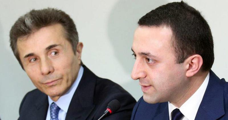 "როცა ივანიშვილი მთავრობის ქებას იწყებს, იმის მერე ბევრი რამ იცვლება ხოლმე. ახლა კულუარული პროცესები მიდის..." - უნდა ველოდოთ თუ არა სამთავრობო ცვლილებებს?