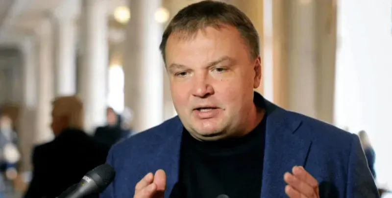 "არავითარ შემთხვევაში არ უნდა ვაღიაროთ კოსოვოს დამოუკიდებლობა -  კოსოვოს "ქეისი“ იგივეა, რაც ყირიმის შემთხვევა" - უკრაინის შს მინისტრის მრჩეველი