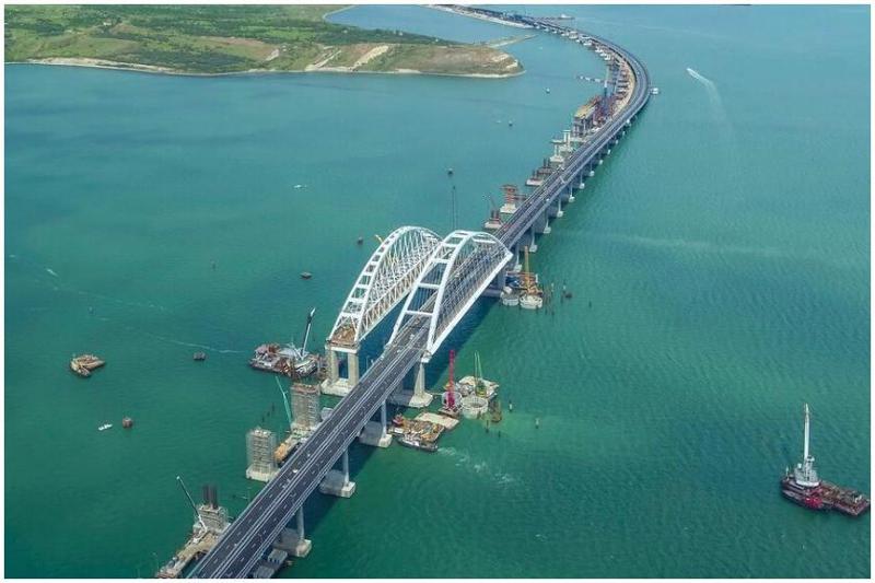 რა სჭირდება უკრაინას ყირიმის ხიდის გასანადგურებლად - "წამყვანი როლი შორი დისტანციის რაკეტებმა უნდა შეასრულონ"